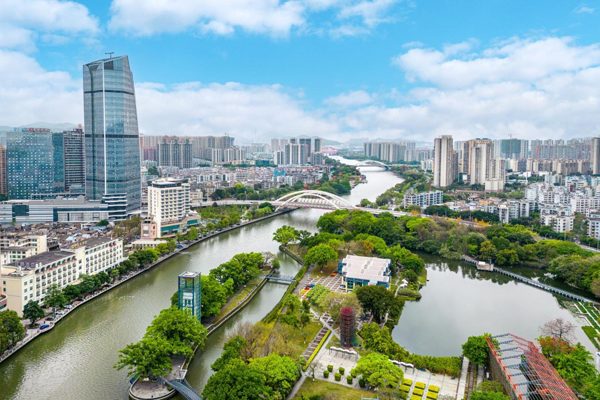 Sheraton Zhongshan Hotel Exterior foto